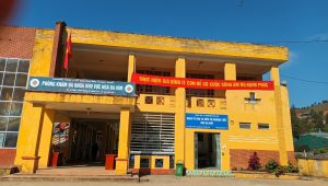 Trung tâm y tế huyện Mù Cang Chải tổ chức thực hiện chiến dịch truyền thông lồng ghép cung cấp dịch vụ CSSKSS/KHHGĐ năm 2023
